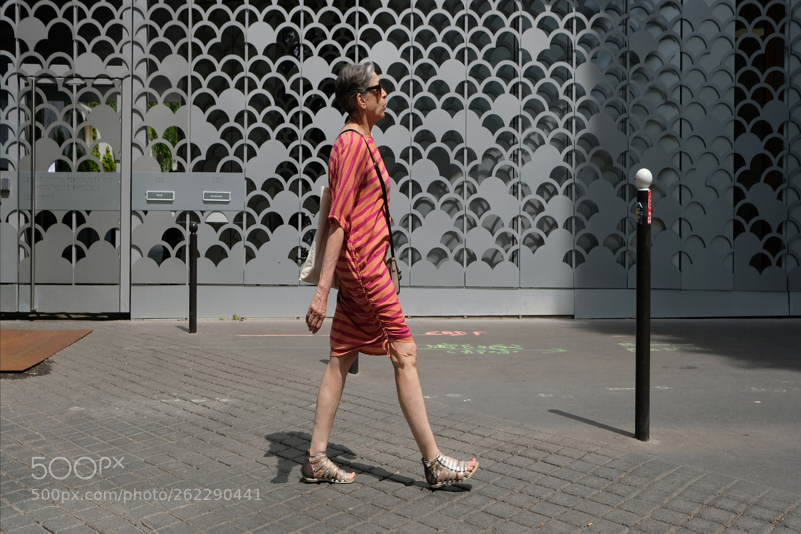 Fujifilm X-T20 sample photo. Silver sandals photography