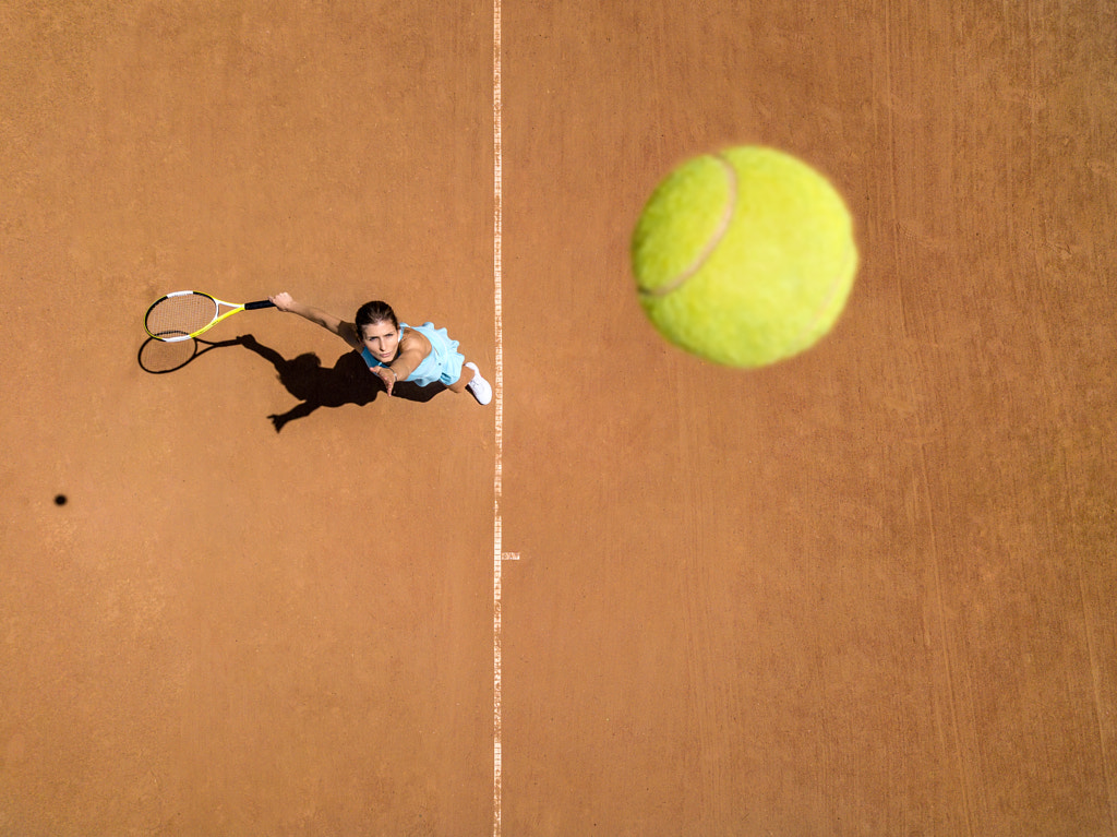 Sportive girl plays tennis by Andrey Bezuglov on 500px.com