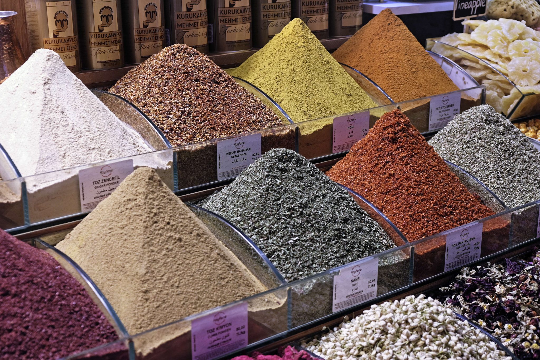 ISTANBUL, TURKEY - MAY 25 : Spices for sale in the Spice Bazaar in Istanbul Turkey on May 25, 2018