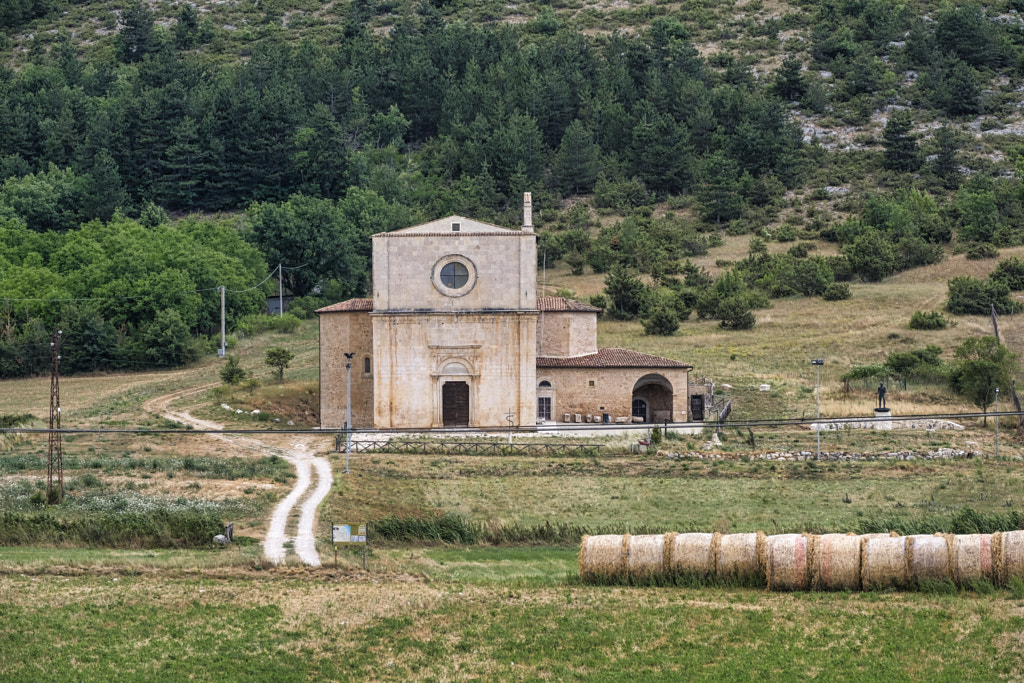 Medieval church of Santa Maria de Centurelli (Abruzzi, Italy) by Claudio G. Colombo on 500px.com