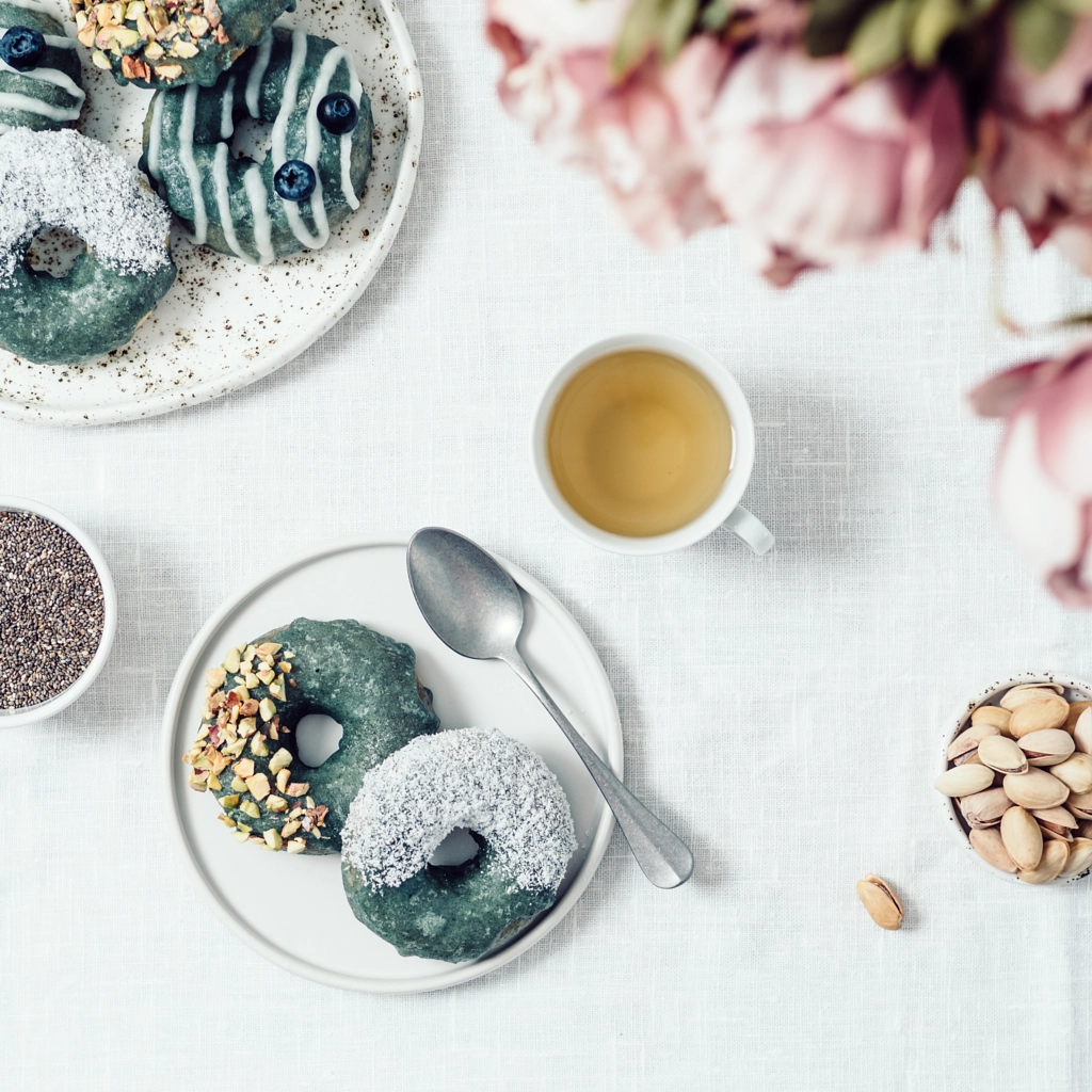 Vegan donuts topped spirulina glaze by Fascinadora on 500px.com