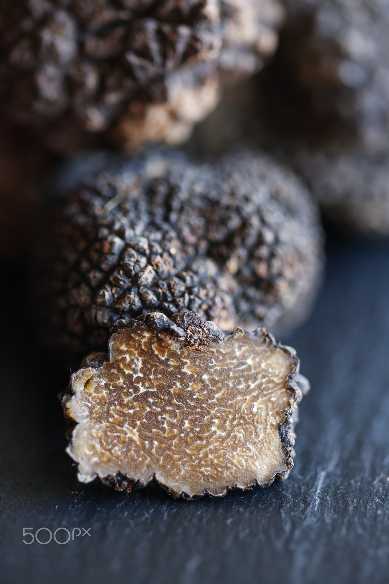 Fresh Black Italian Summer Truffles