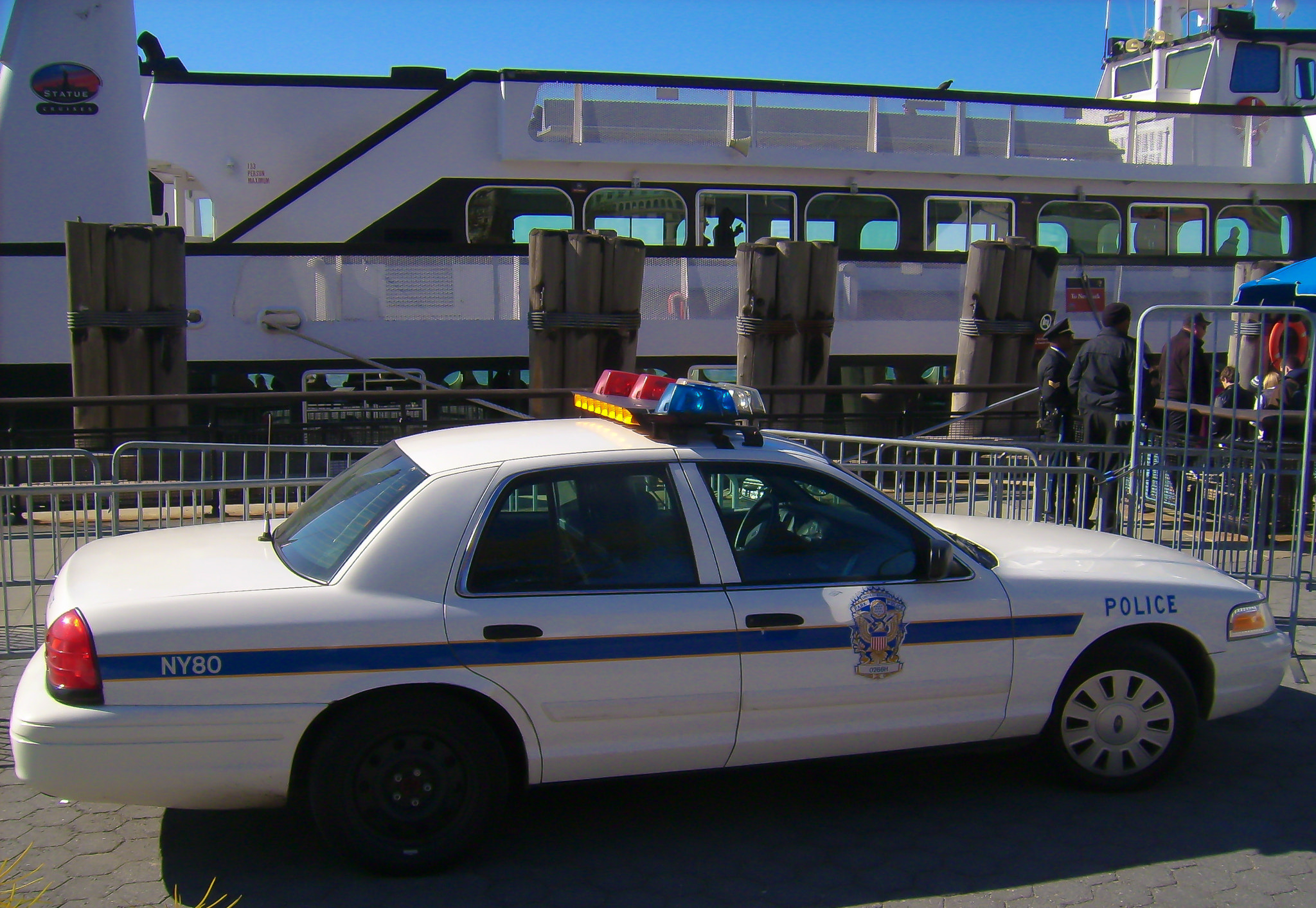a police car in new york