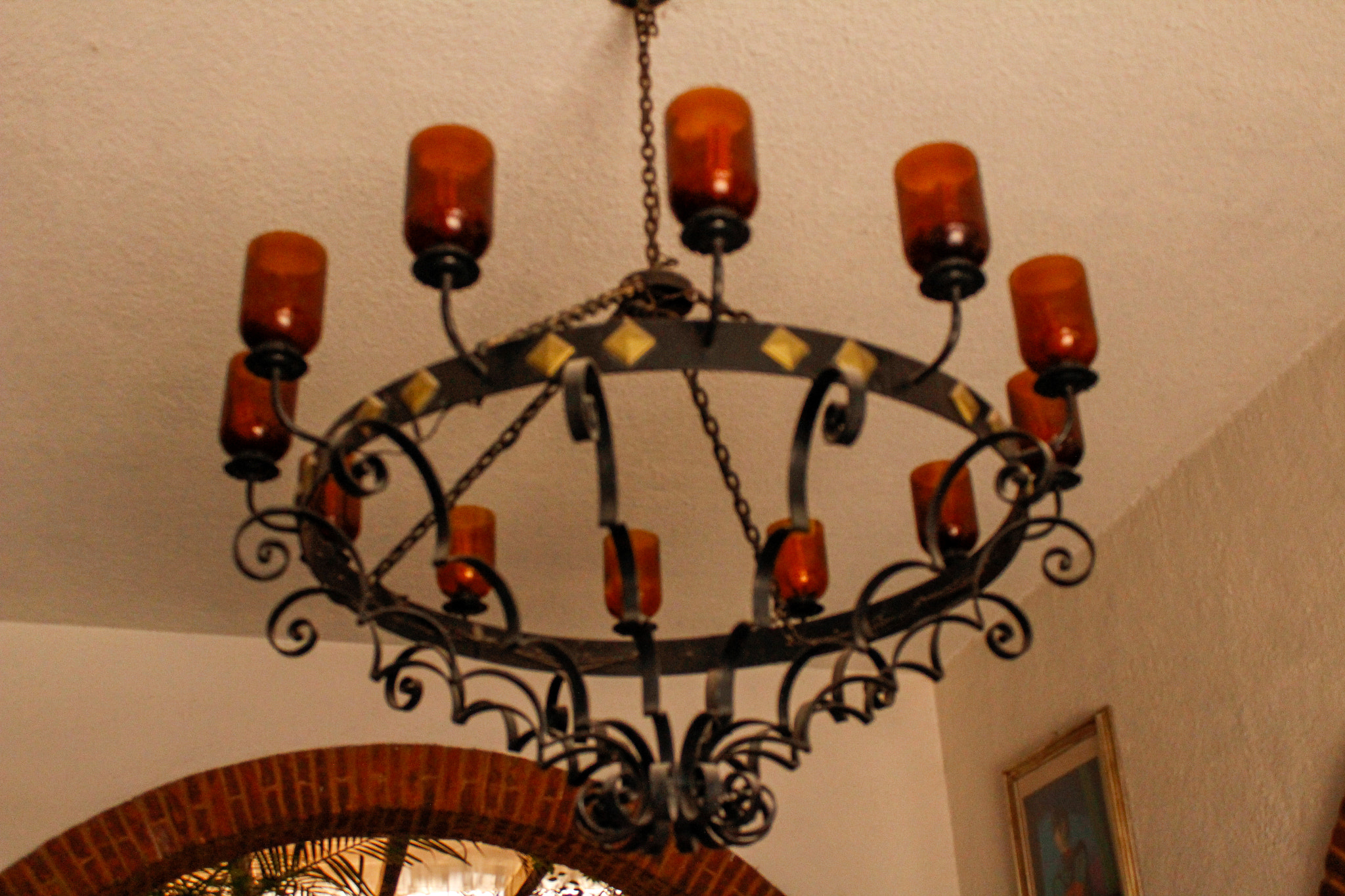 CHANDELIER 2