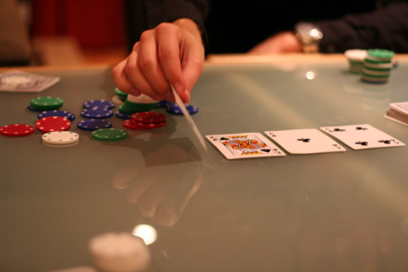 Why Online Gambling is Getting Popular?