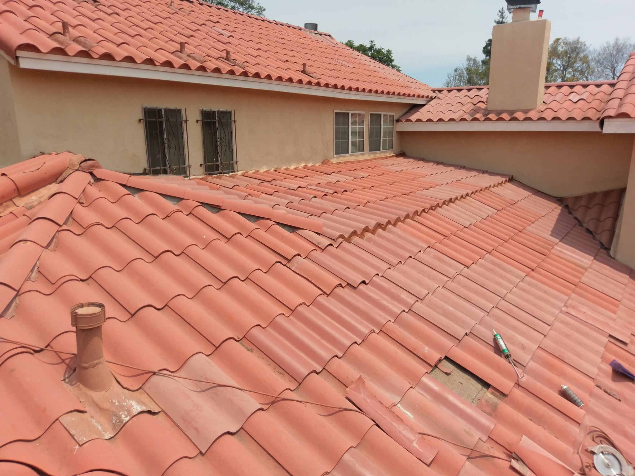 roof companies ()