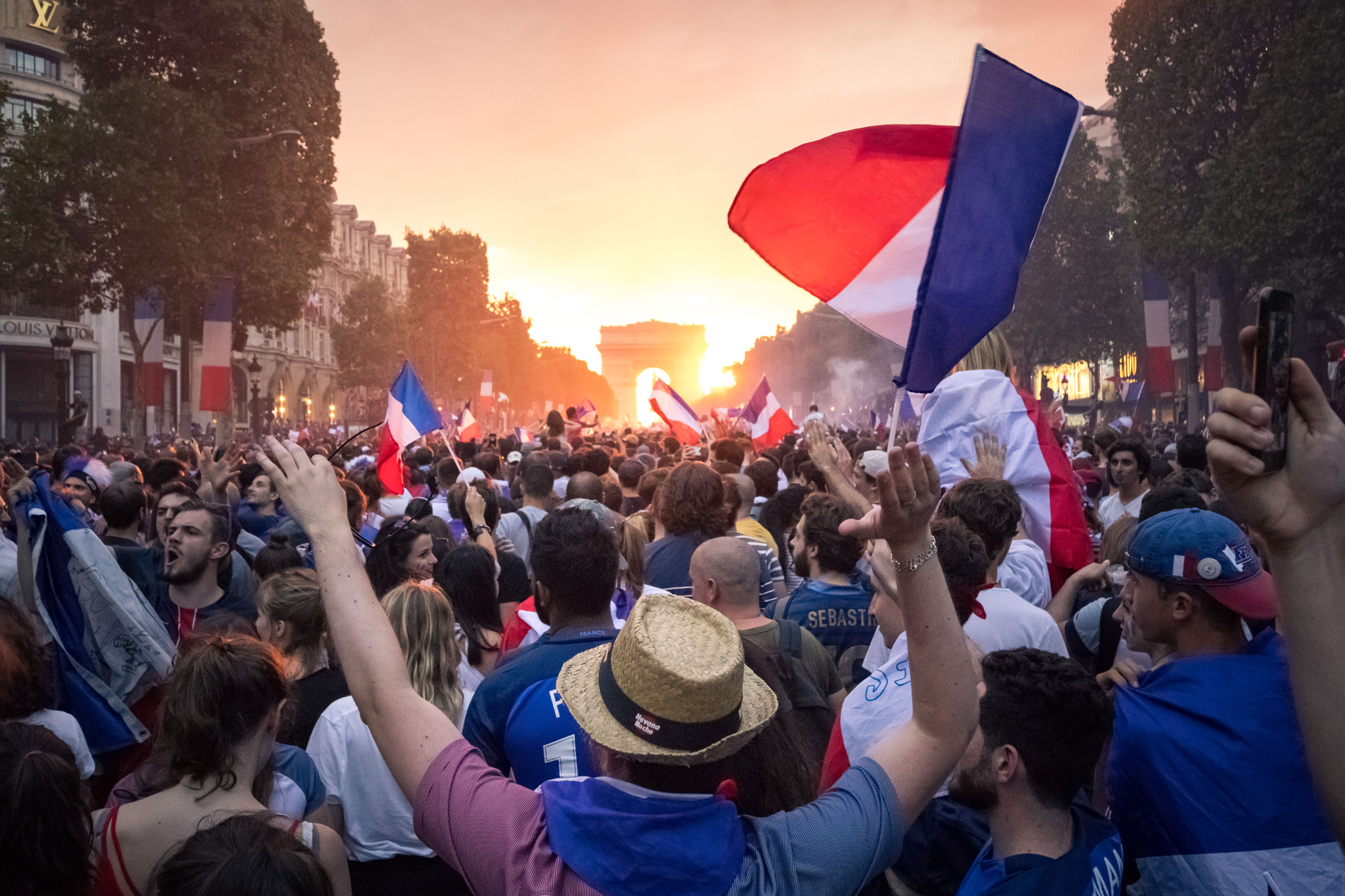 On est les champions ! (Paris, France)