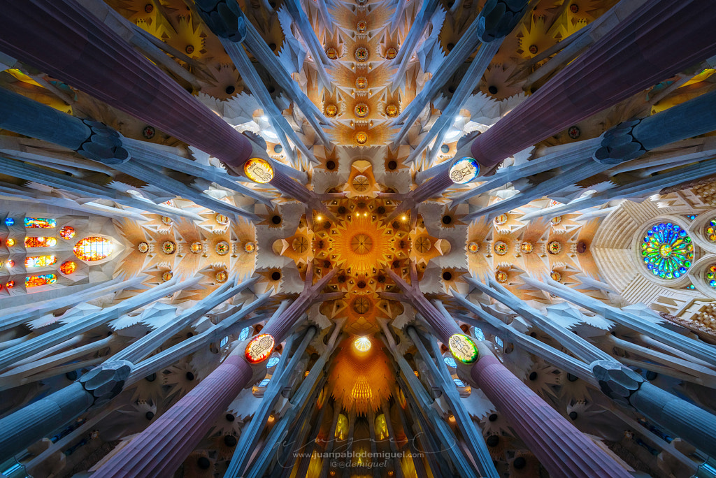 Sagrada. by Juan Pablo de Miguel on 500px.com