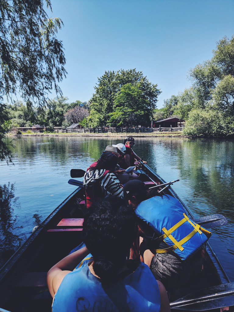 Canoe Friends by Rebecca Weir on 500px.com