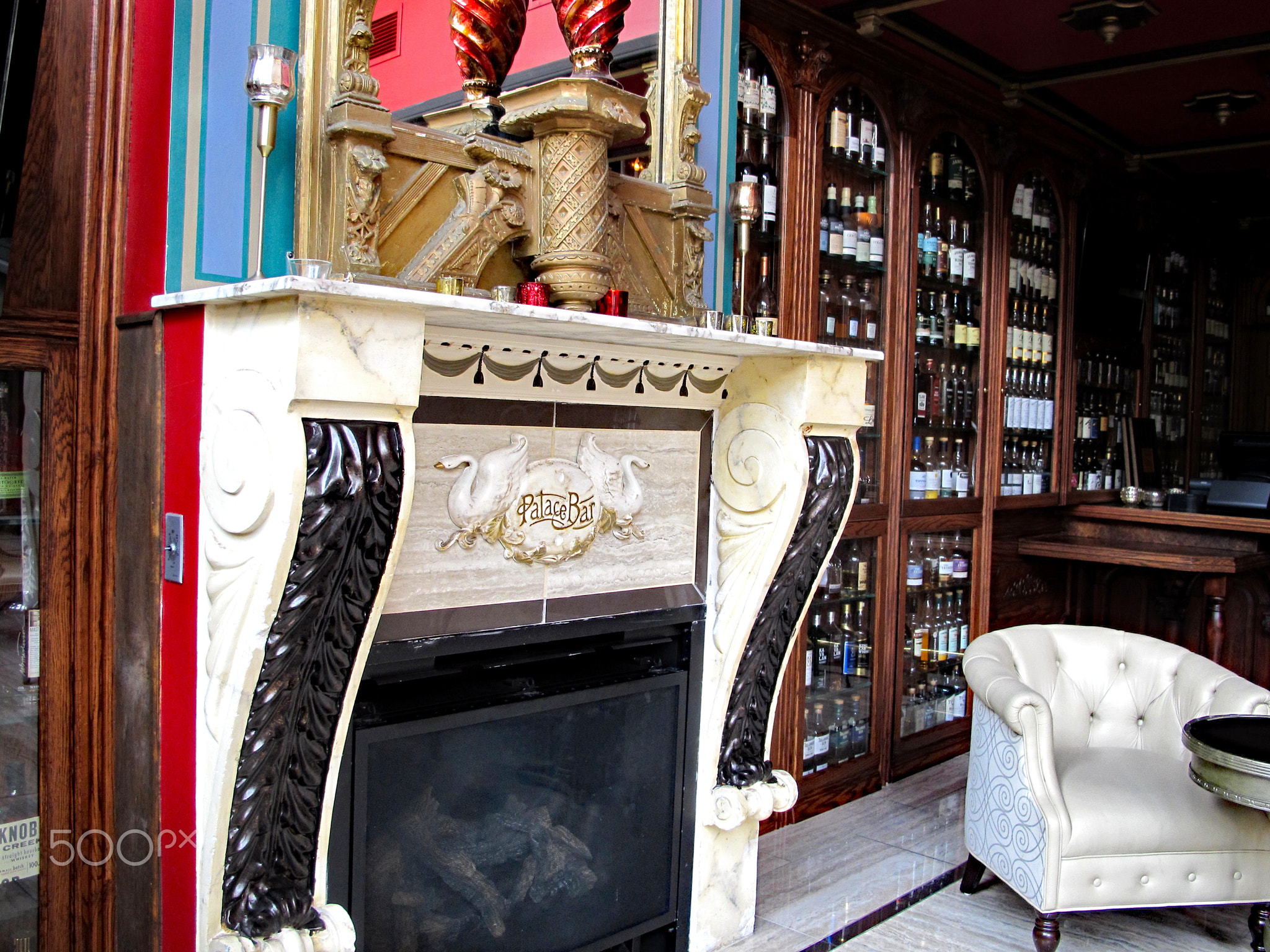 The Palace Bar, Salt & Whiskey Restaurant