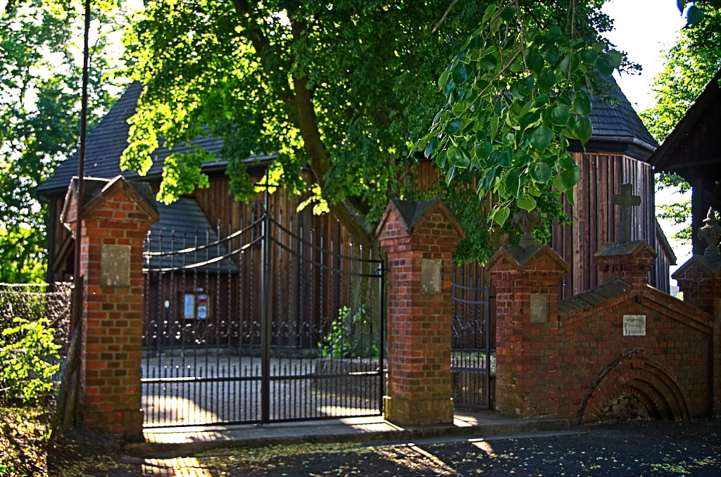 Entrance to the churchyard Poland by Elisabeth Fazel on 500px.com