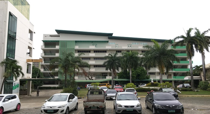 university of visayas college building one