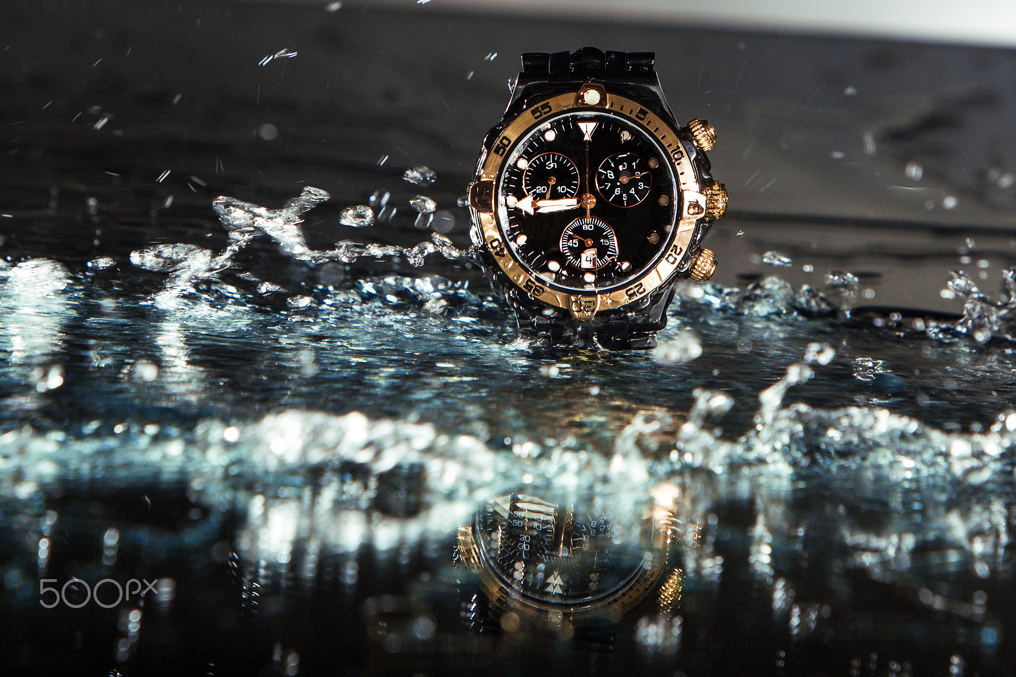 Luxury beautiful waterproof watch