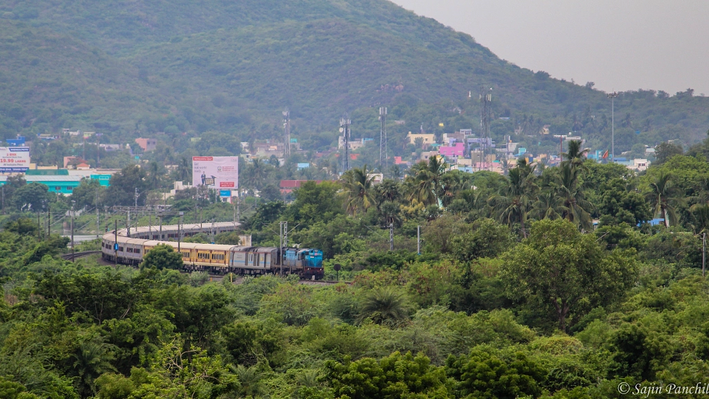 Antyodaya Express by Sajin Panchil on 500px.com