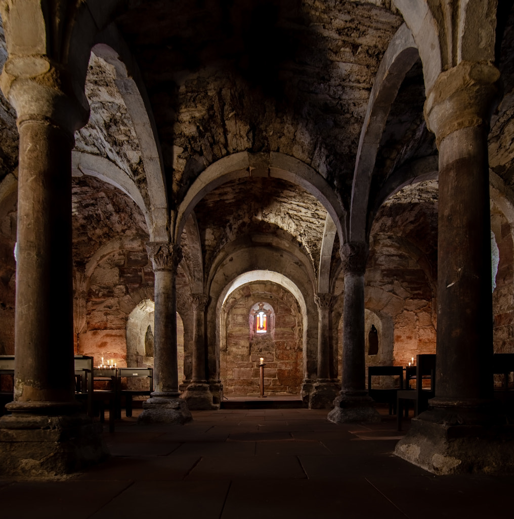 krypta II von dirk derbaum auf 500px.com