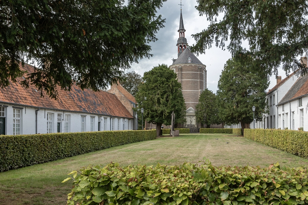 beguinage hoogstraten by Ronny Andries on 500px.com