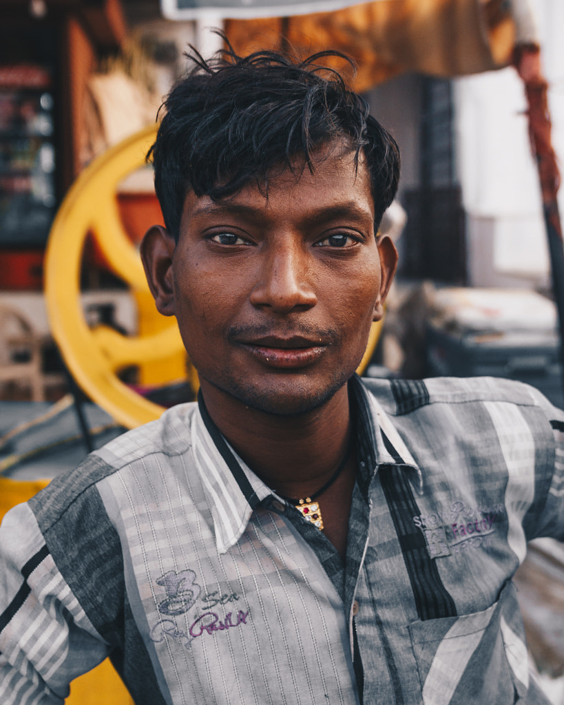 Portrait in Pushkar INDIA in the camel festival by Younes MCHICHE on 500px.com