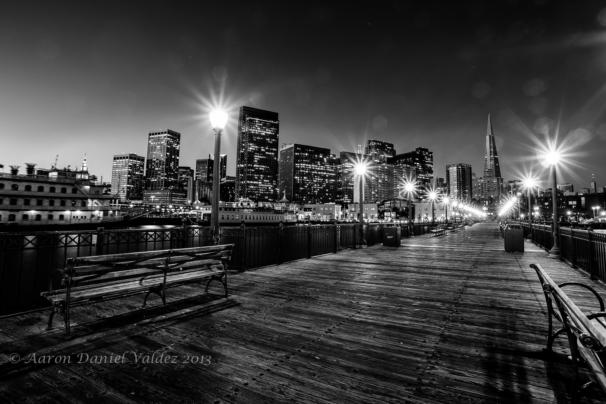 San Francisco Skyline in Black & White by Aaron Valdez / 500px