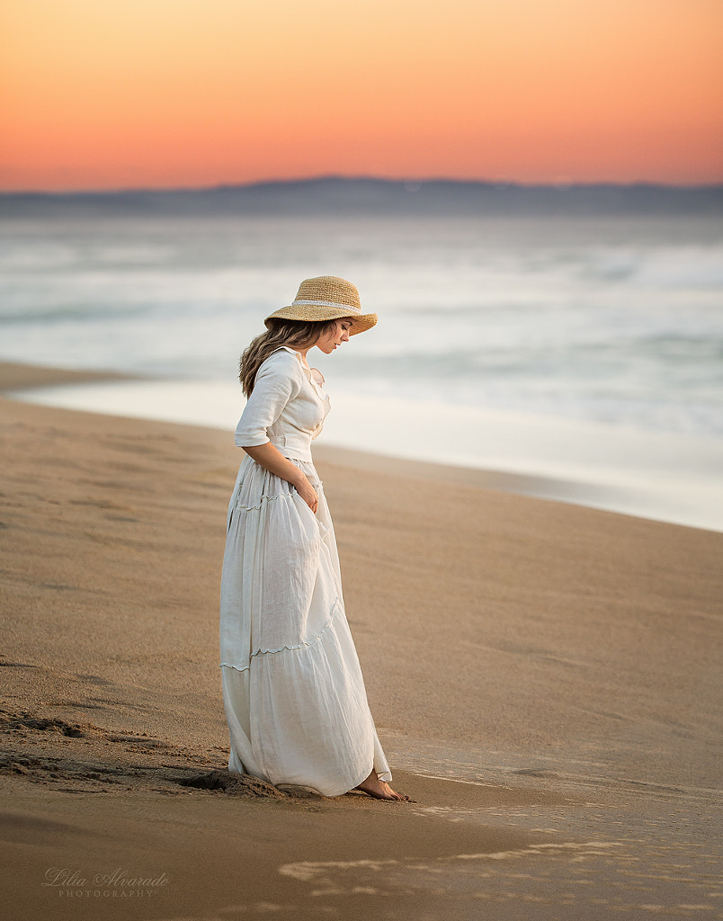 Let your skin feel the cold of the ground... by Lilia Alvarado on 500px.com