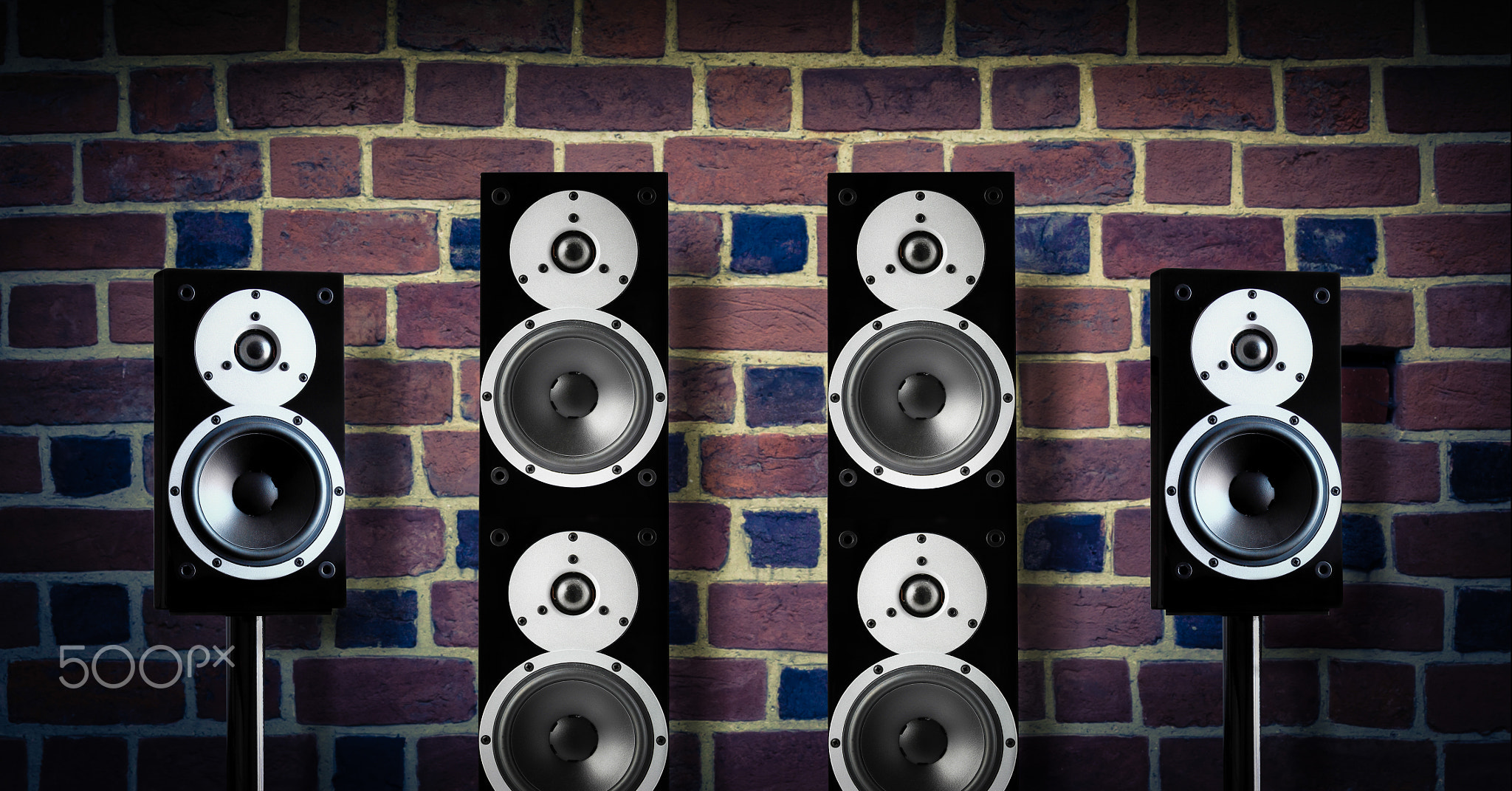 Black music speakers