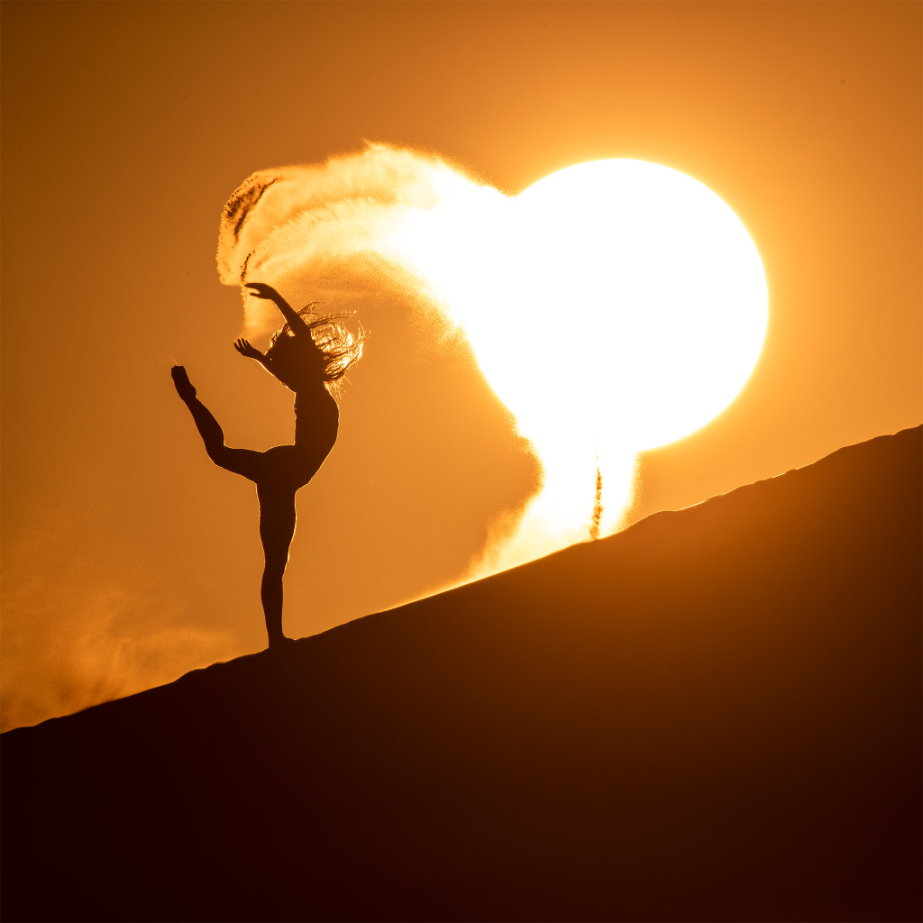 Sunrise on the sand dunes by Eric  Paré on 500px.com