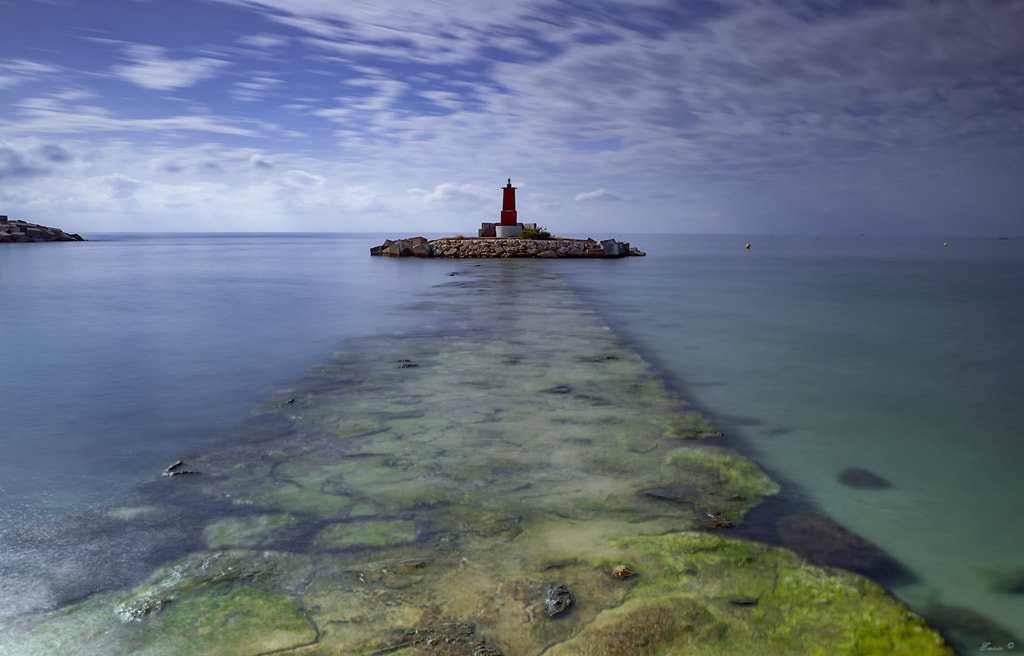 Horizon over water by Enric Perich on 500px.com