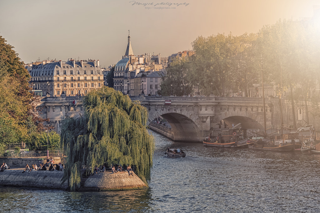 Seine river in Paris, автор — Manjik photography на 500px.com