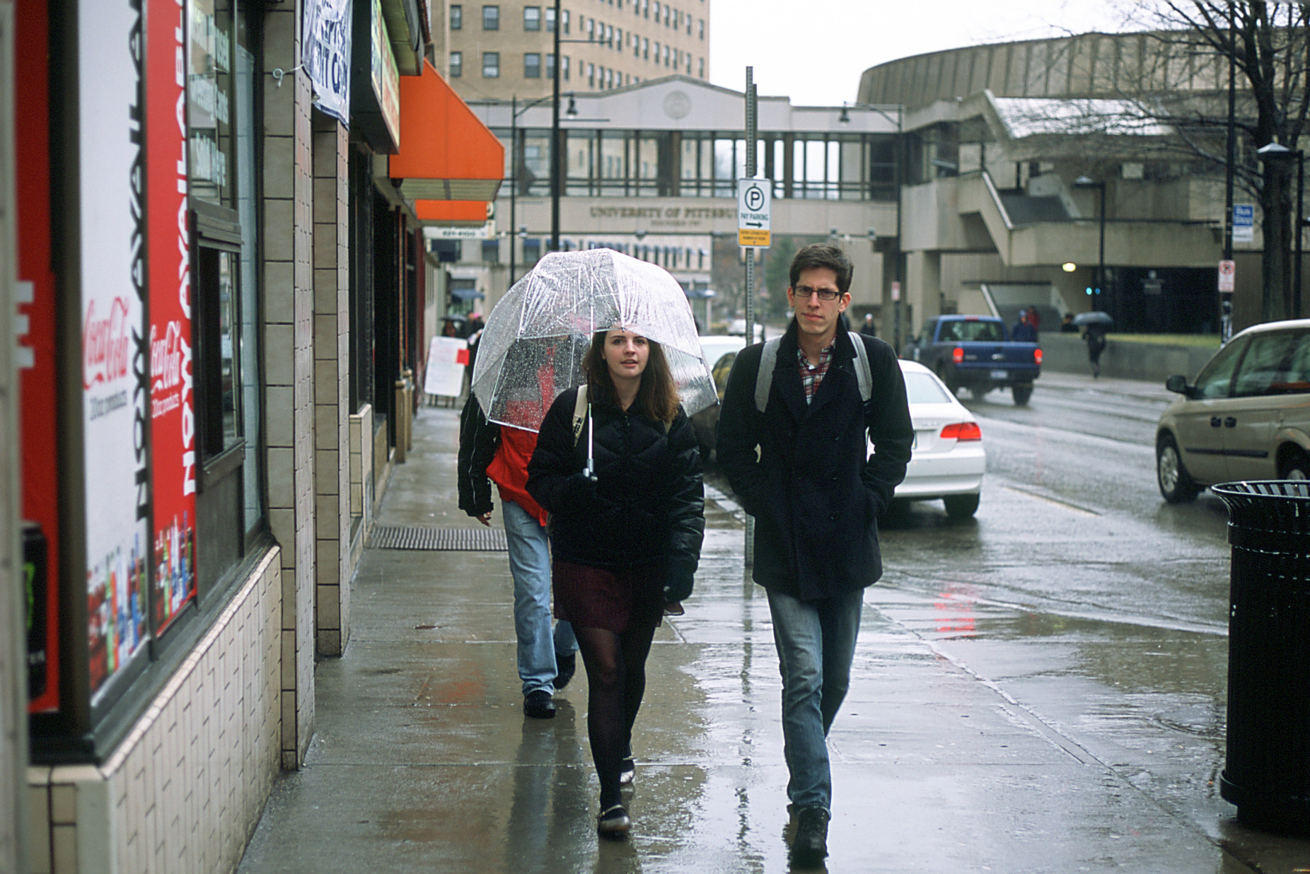 Walking in the rain! (Film)