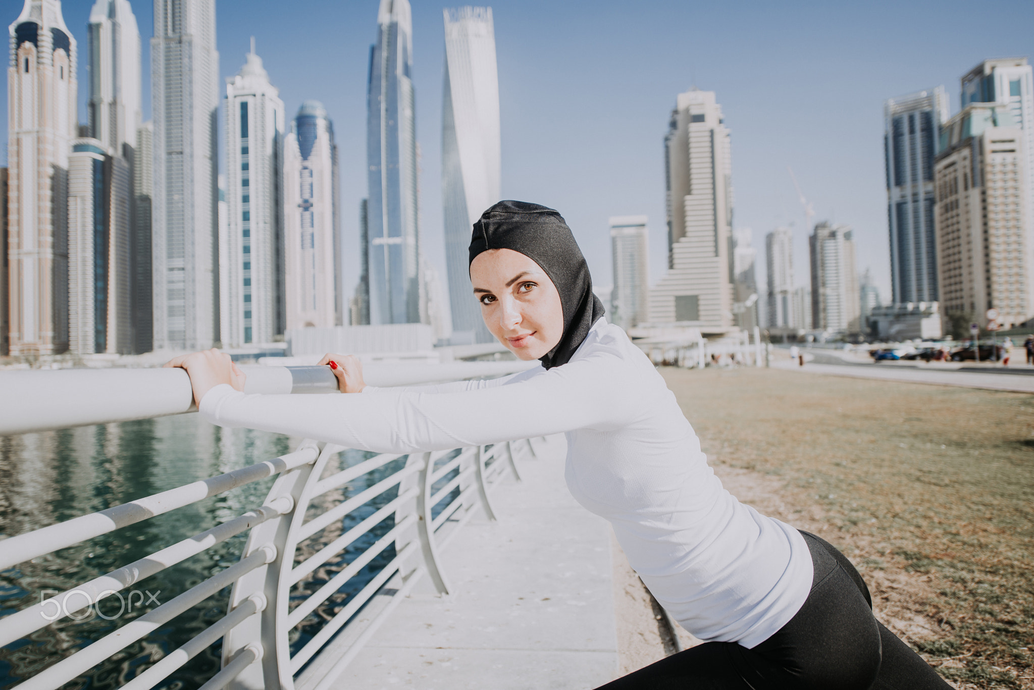 Arabic woman runner, making some urban running