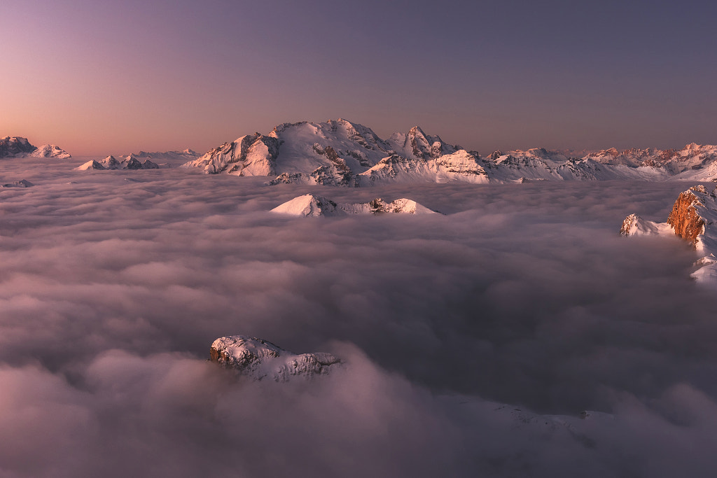 Between the clouds, автор — Nicola Chinellato на 500px.com