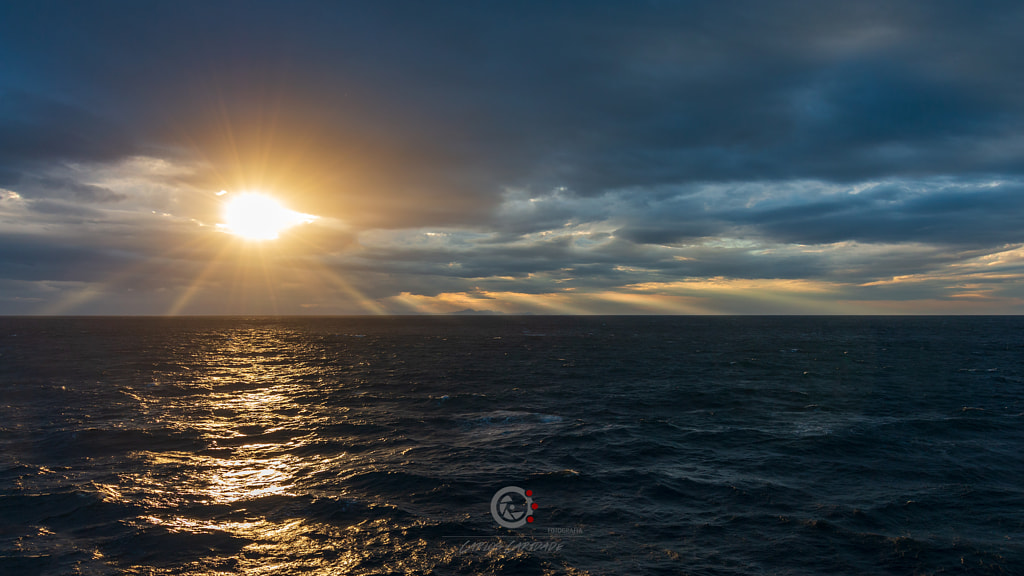 IMAGE: https://drscdn.500px.org/photo/283552943/m%3D900/v2?user_id=2170339&webp=true&sig=f476d446267a6d8dd4214368b05325abc961c0b7754b88a04266747f1dc54b5f