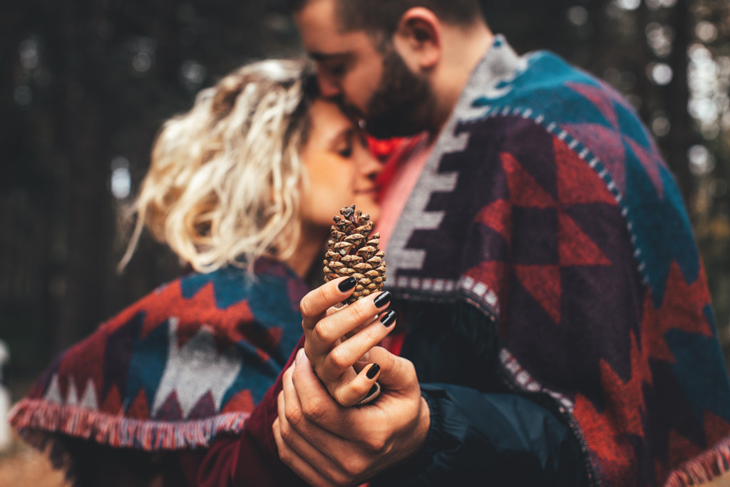 Couple poses - Young hipster couple in love with in the forest by Milenko ?ilas on 500px.com