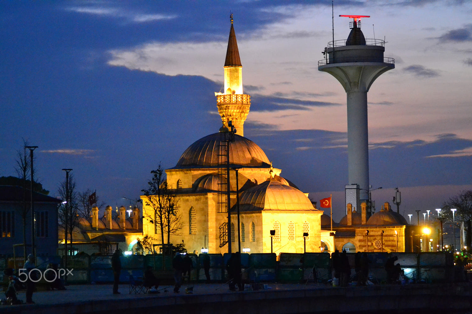 Şemsi Paşa Camii - Şemsi Pasha Mosque by Imad Aldin Alassiry / 500px