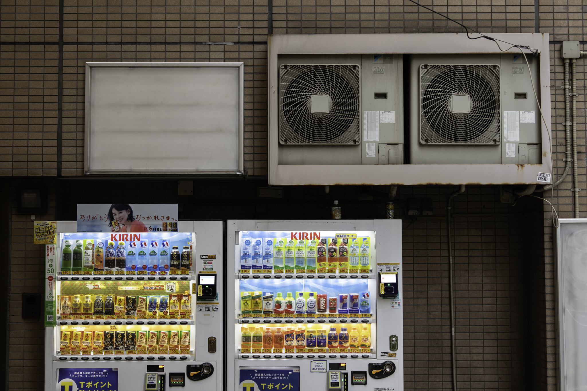 v2?sig=58ff8d1a3b07426c72582e1c693f654336d3dc7ebf0fc7b3215b947788441609