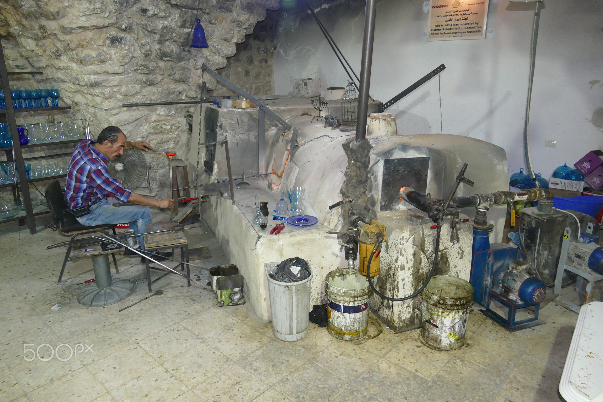 Hebron glassmaker