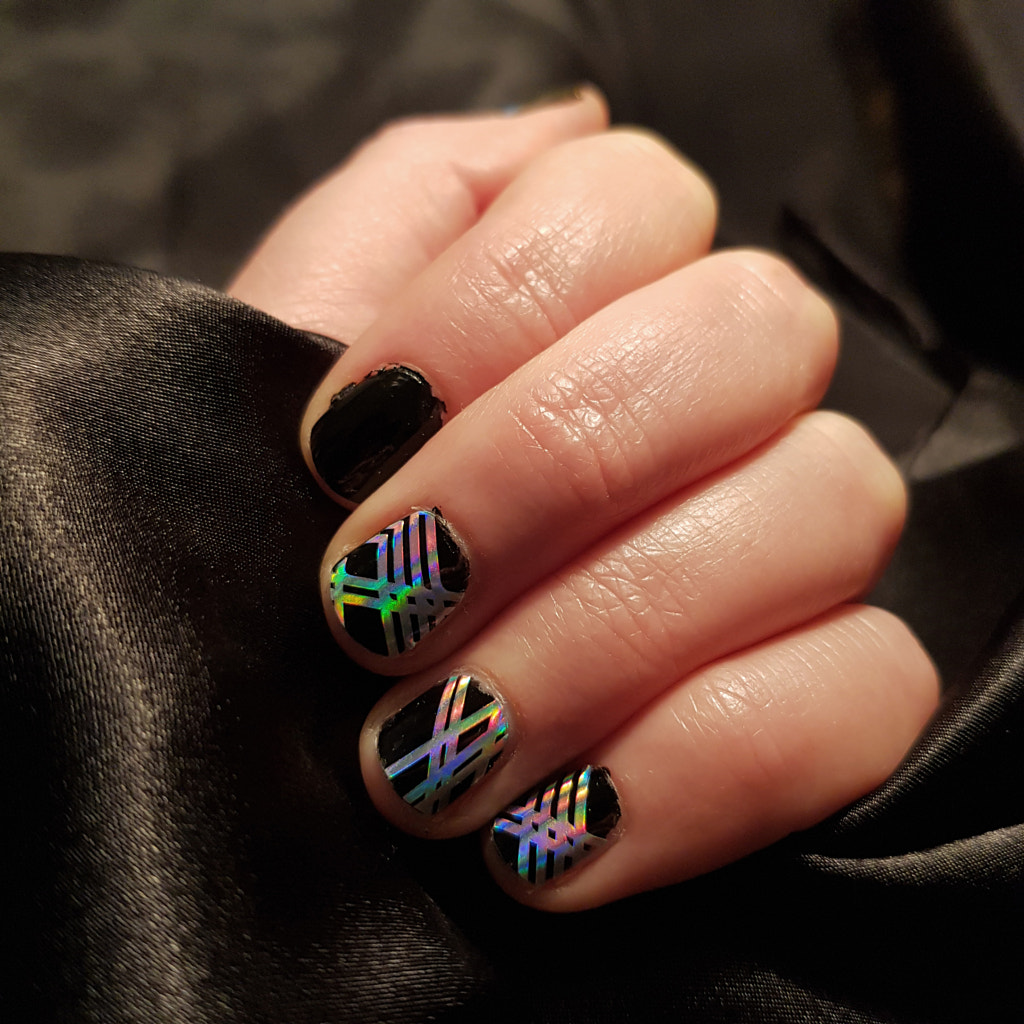 Bohemian Rhapsody manicure by Elizabeth Fitzgerald on 500px.com