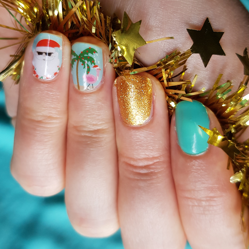 Santa On Holiday Manicure by Elizabeth Fitzgerald on 500px.com