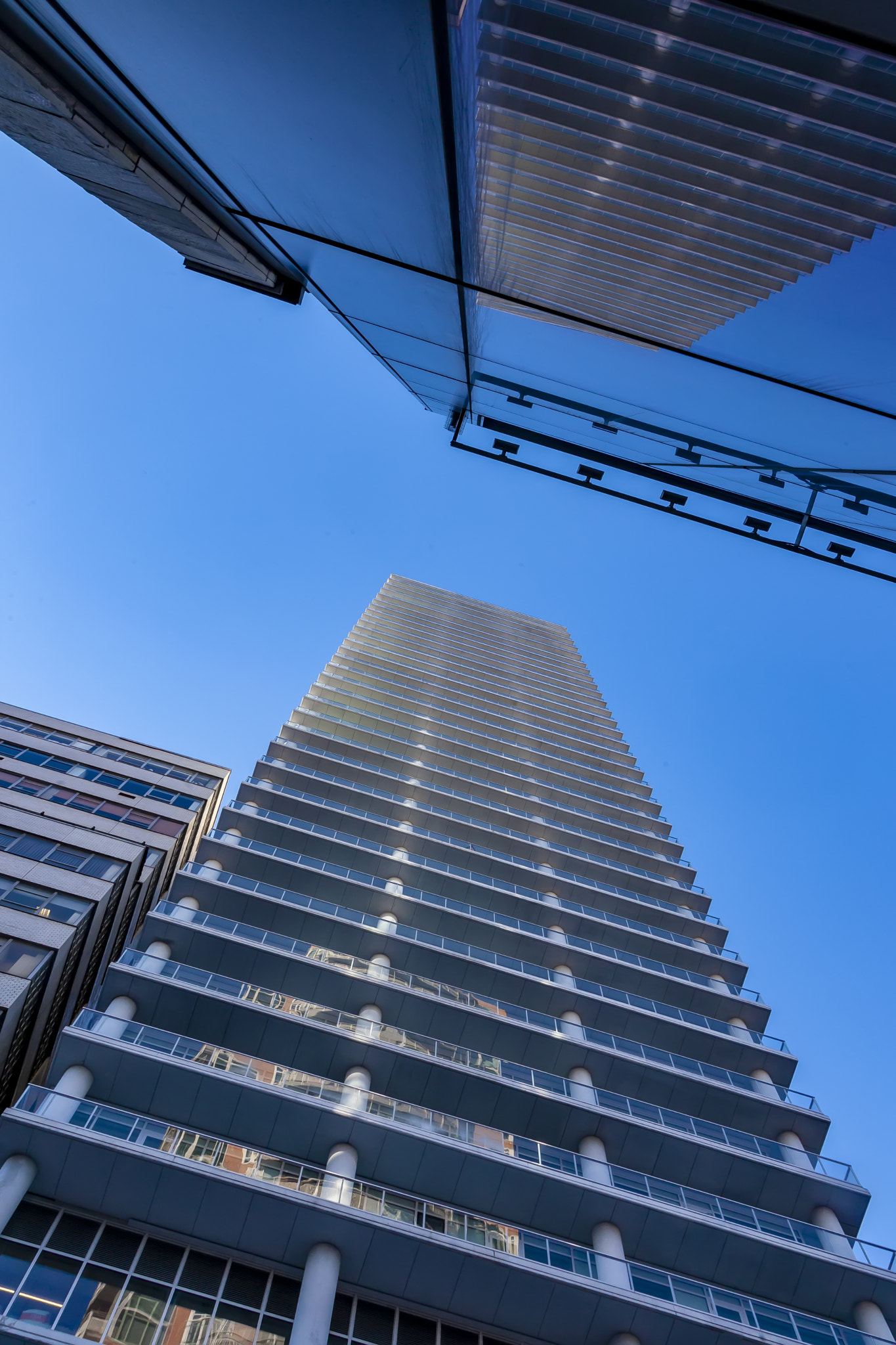 v2?sig=49fc6407fd9c14120366031f4ac857035f0a210df179d34efa3e005611d482f6