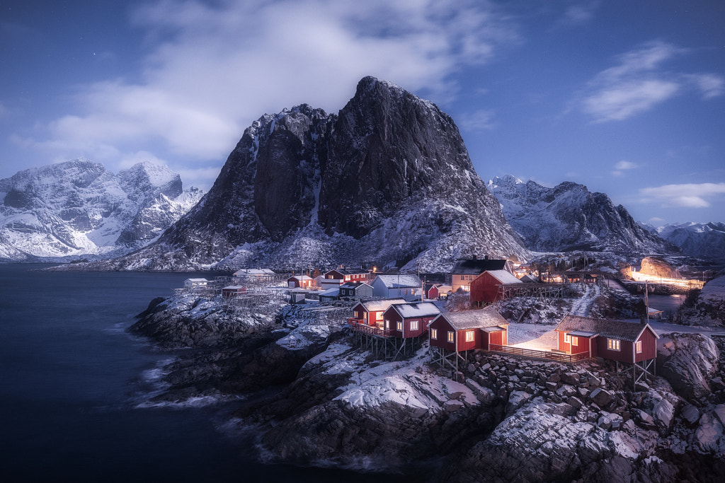 Moonlight in Hamnoy by Daniel Fleischhacker | 500px.com