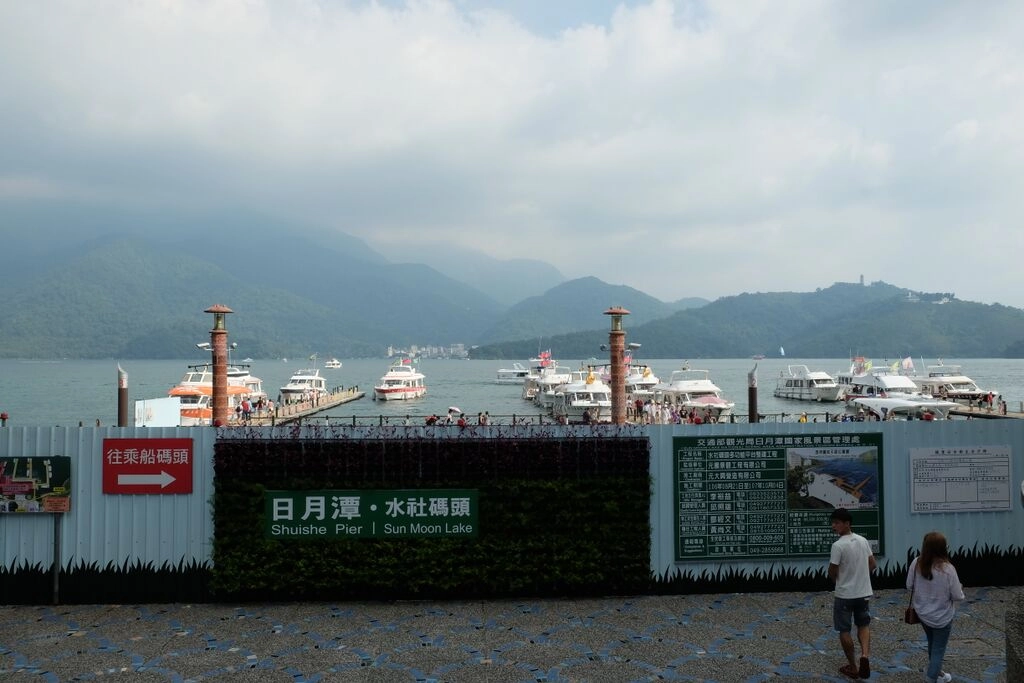 106.jpeg by info9813 on 500px.com