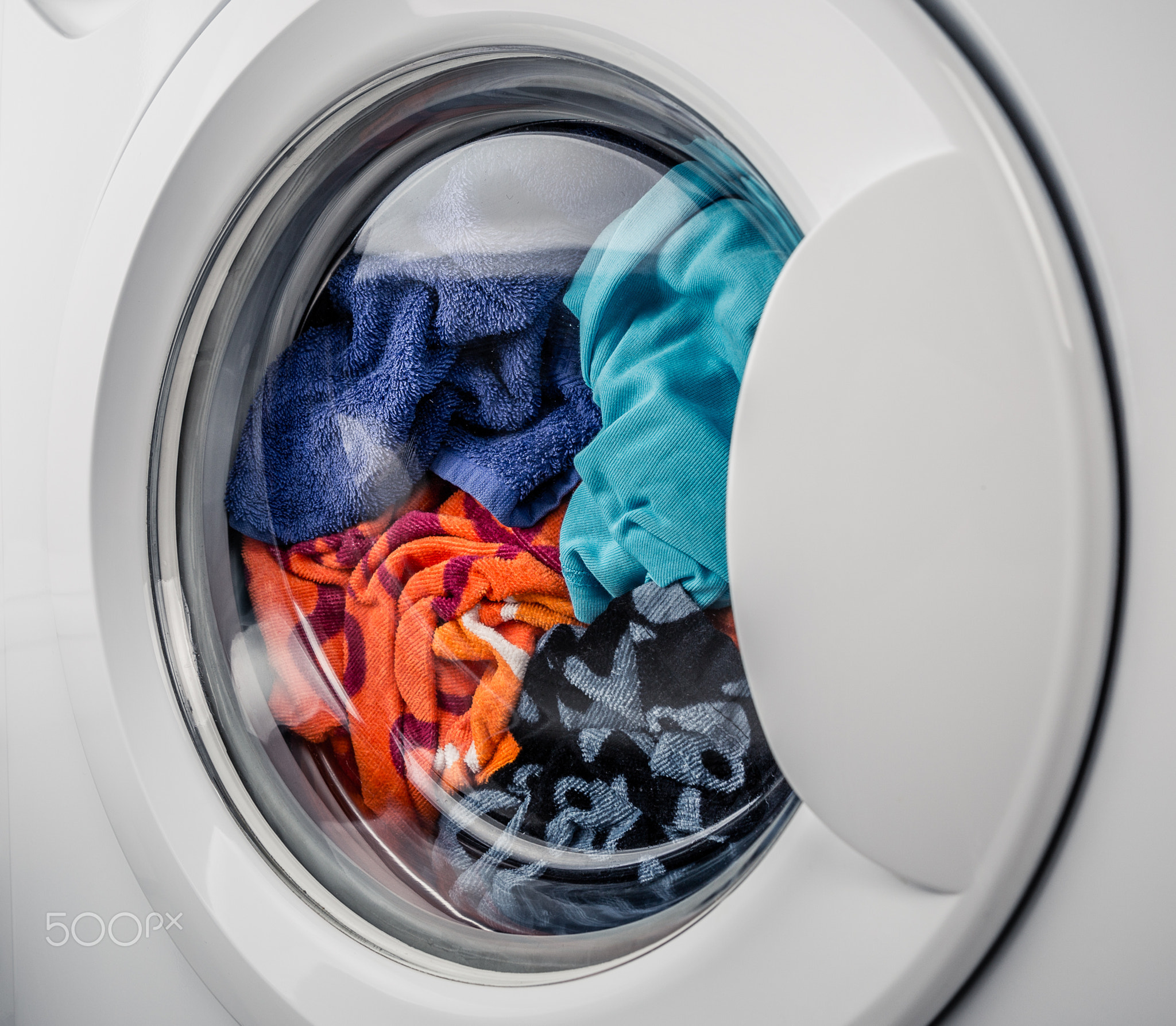 Washing machine with color clothes