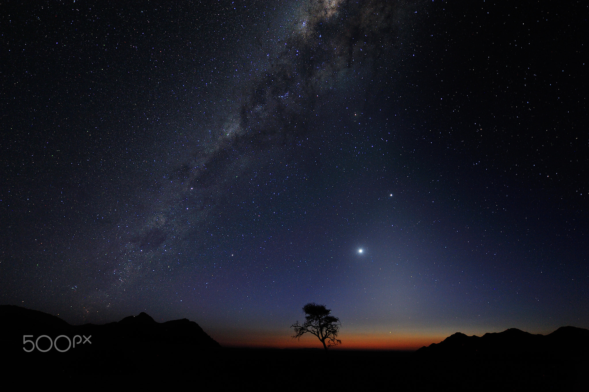 Milky way over the Namib desert