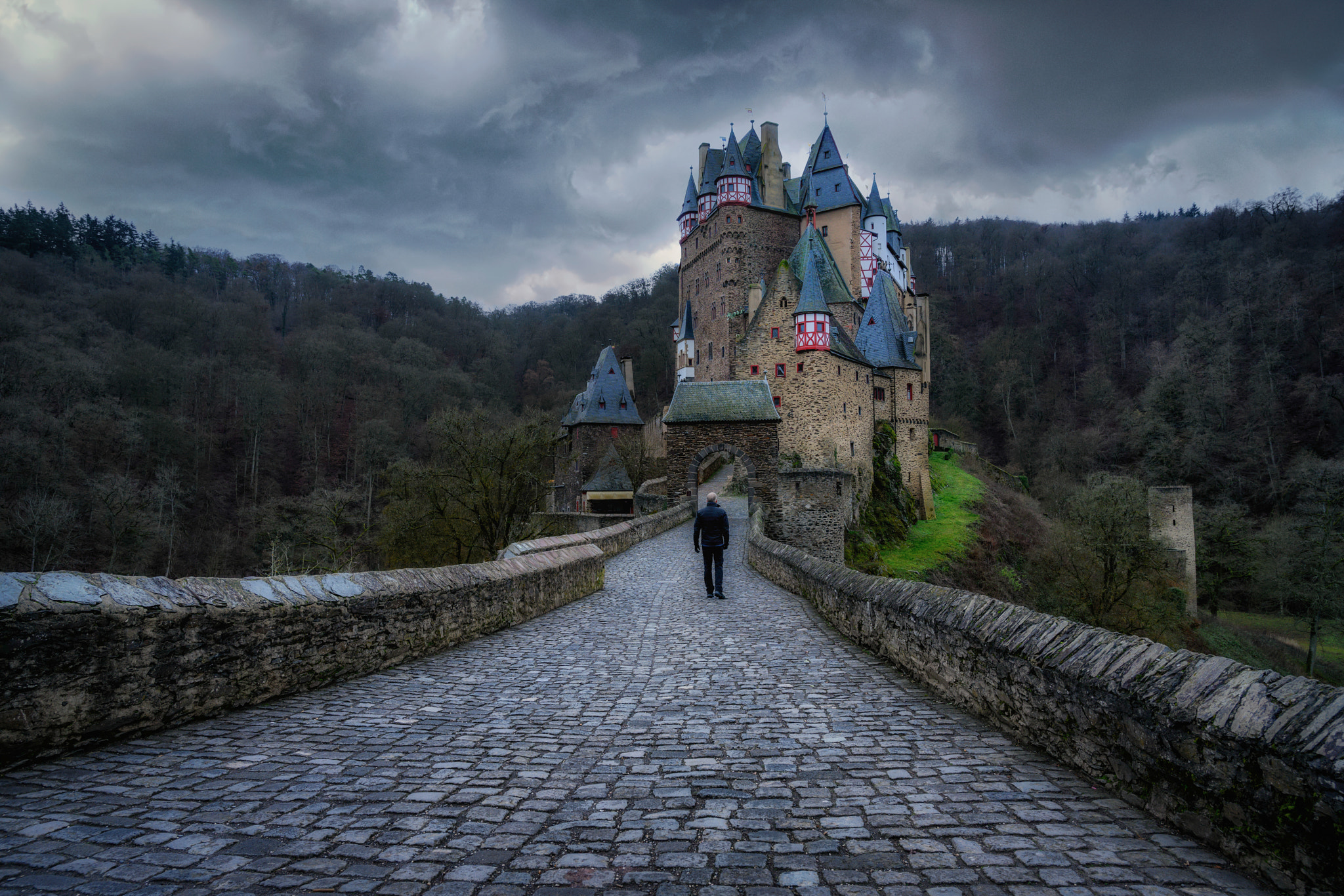 Eltz Castle, Germany by Dale Johnson / 500px