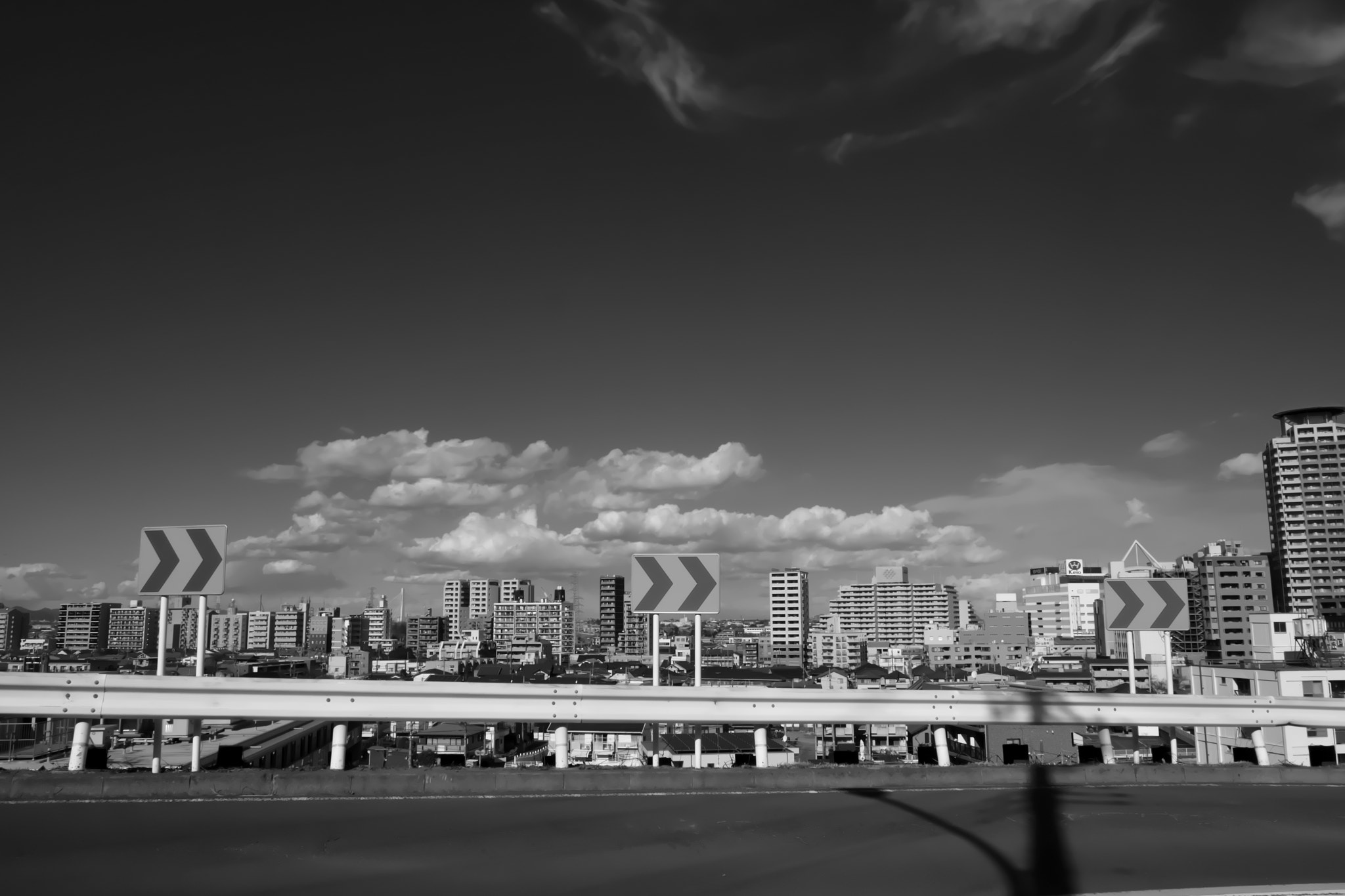 いろは坂（東京都多摩市・聖蹟桜ヶ丘）