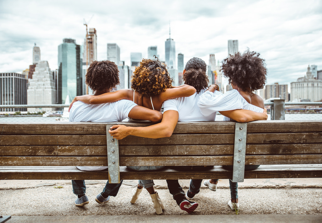 Group of friends spending time togeher in New york city by Cristian Negroni on 500px.com