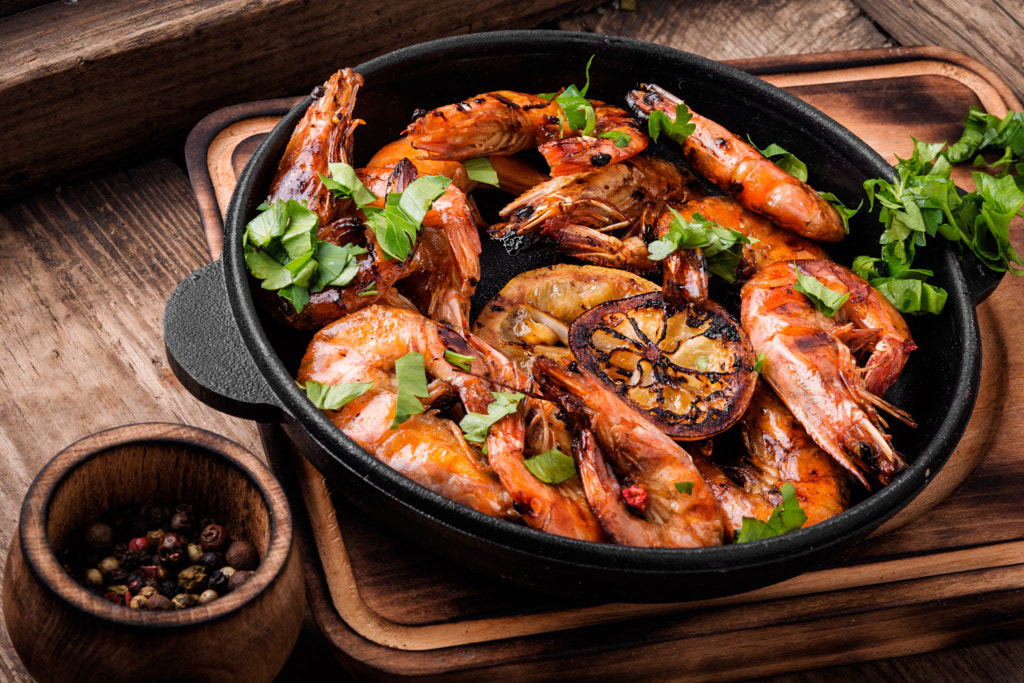 Delicious roasted shrimps by Mykola Lunov on 500px.com