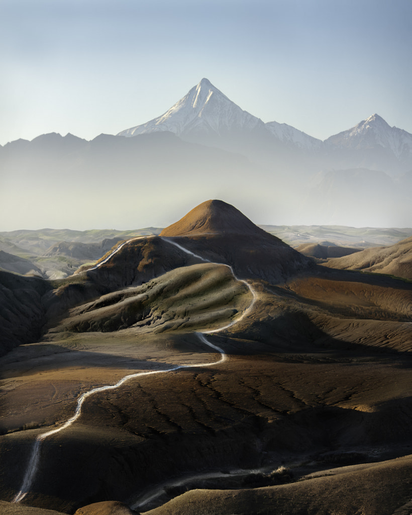 Stone desert & Atlas mountains by Malthe Rendtorff Zimakoff on 500px.com