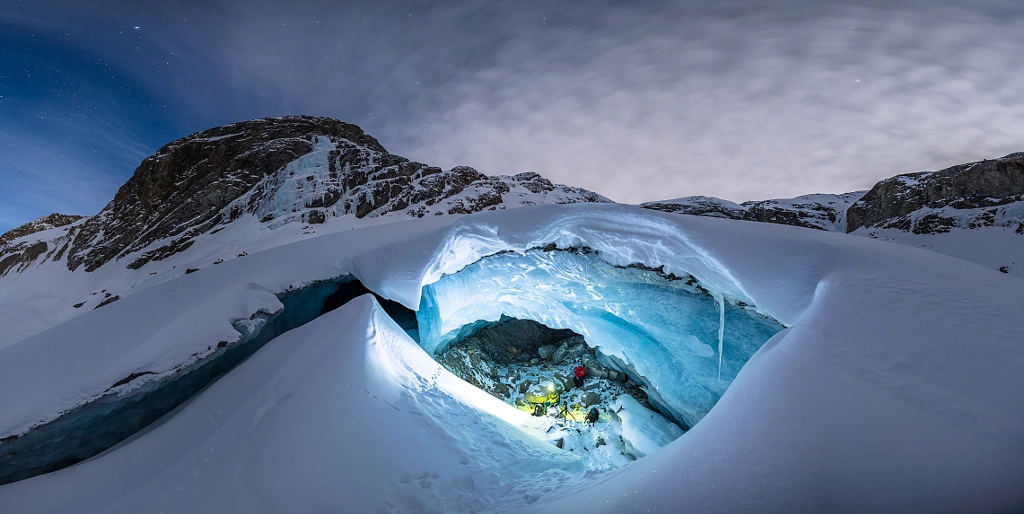 Adventuring by Nicolai Brügger on 500px.com