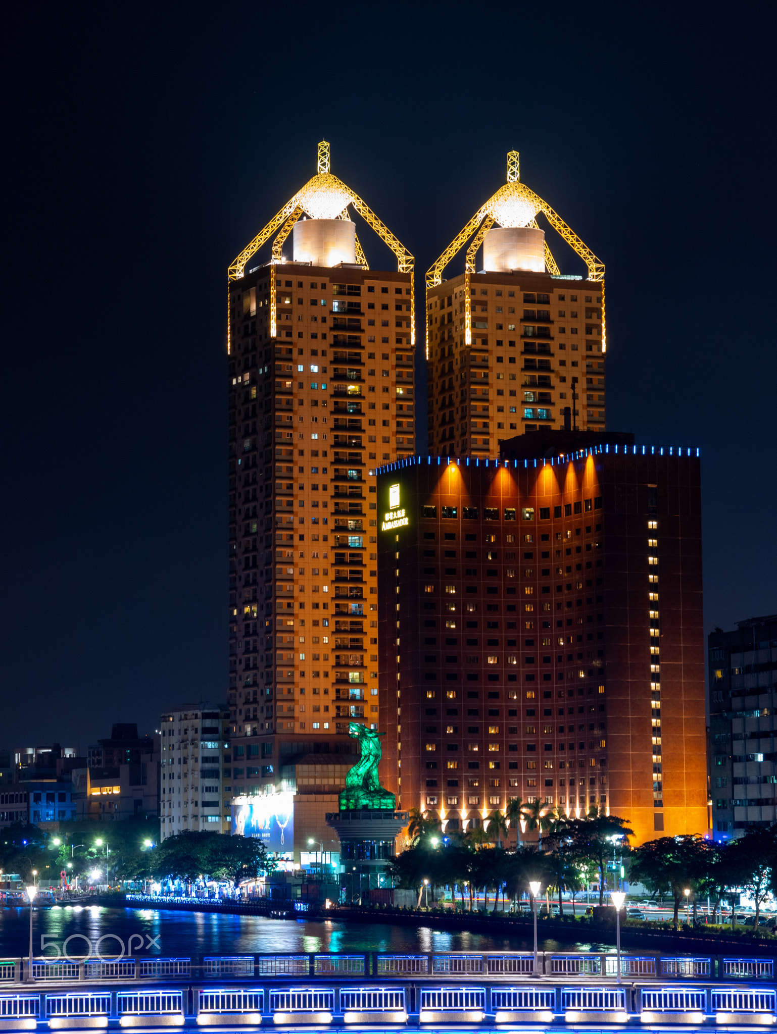 高雄夜 Kaohsiung at night