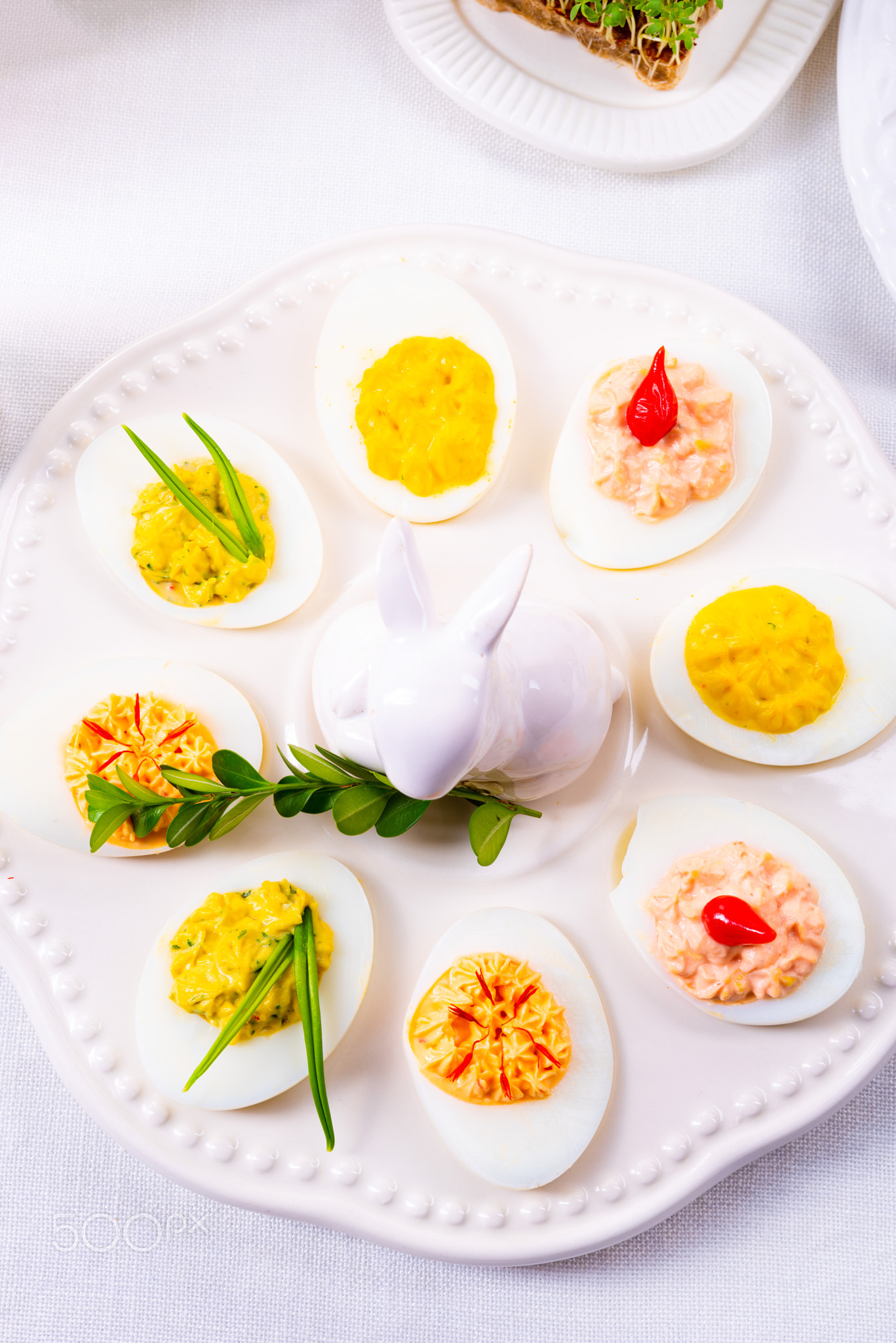 a colorful and festive Easter table decoration